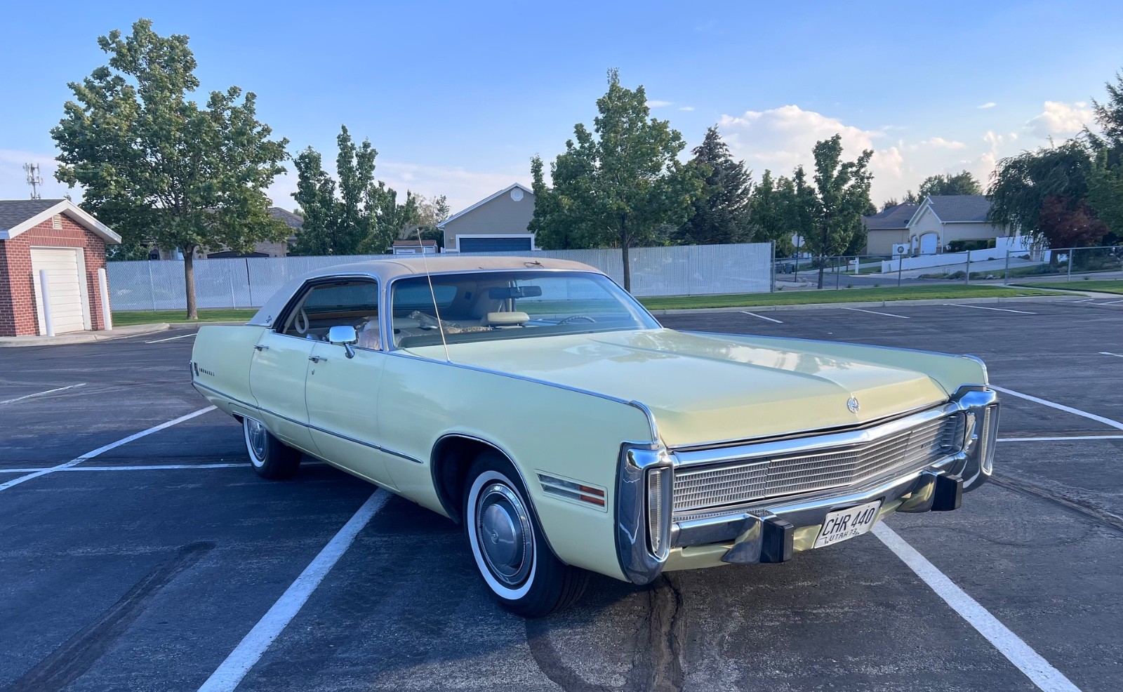Chrysler Imperial 1973 Sedan
