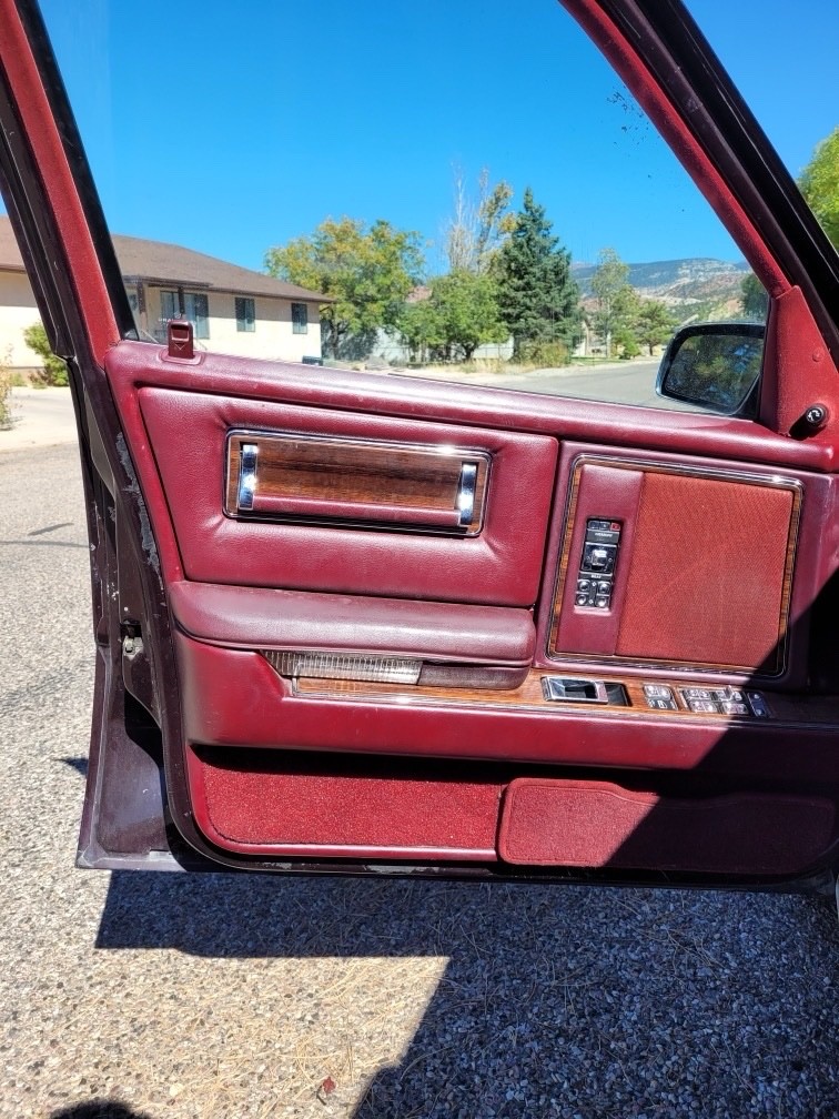 Chrysler-Imperial-1990-6