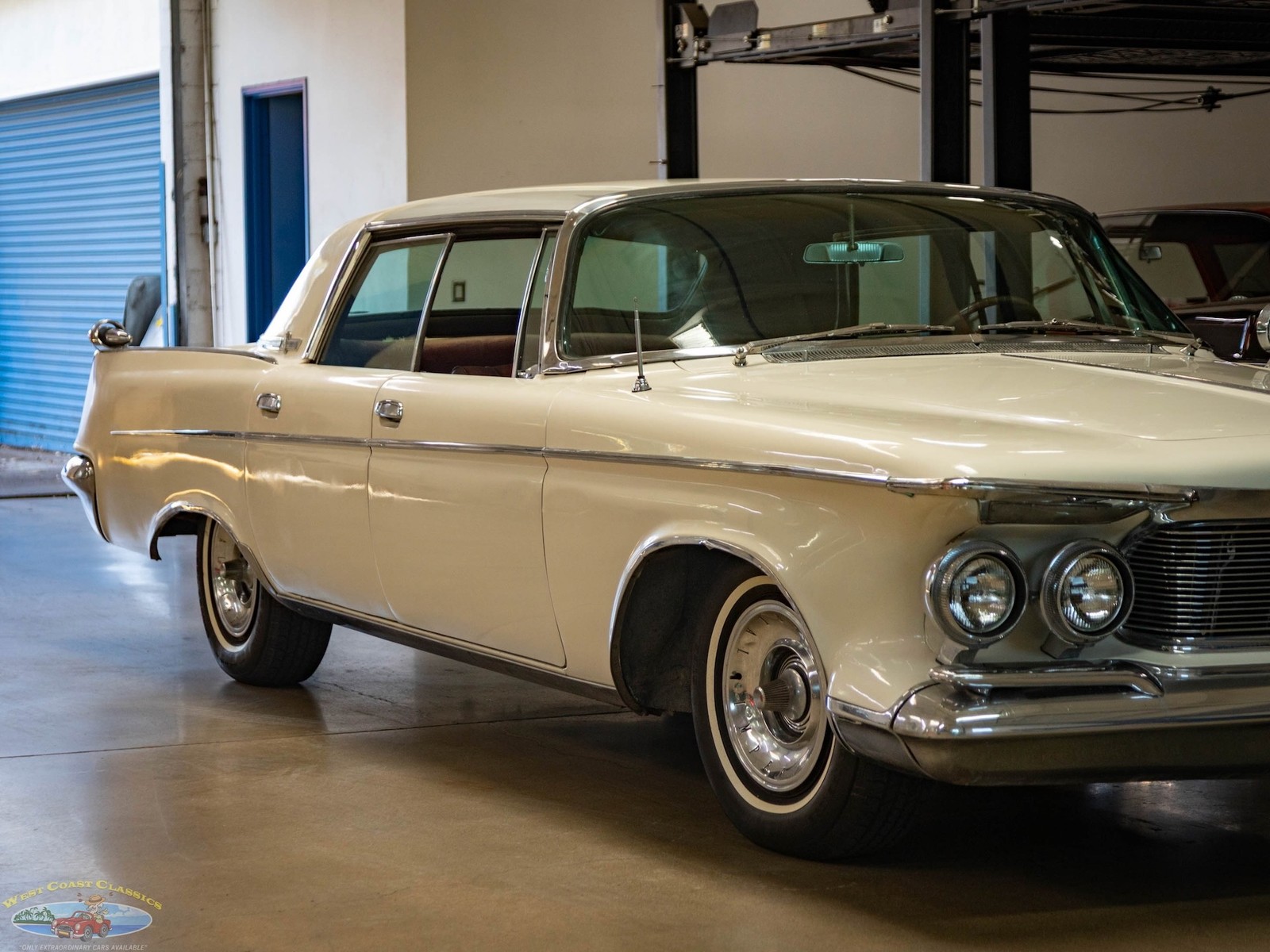 Chrysler-Imperial-LeBaron-So-Hampton-4-Door-Hardtop-1962-4-Door-Hardtop-11
