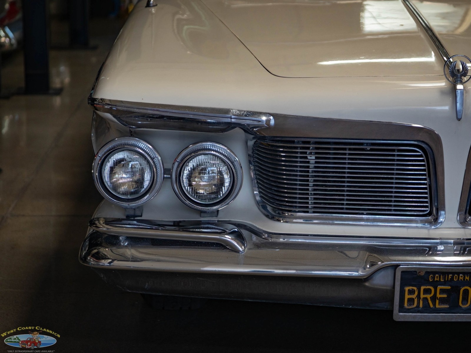 Chrysler-Imperial-LeBaron-So-Hampton-4-Door-Hardtop-1962-4-Door-Hardtop-14