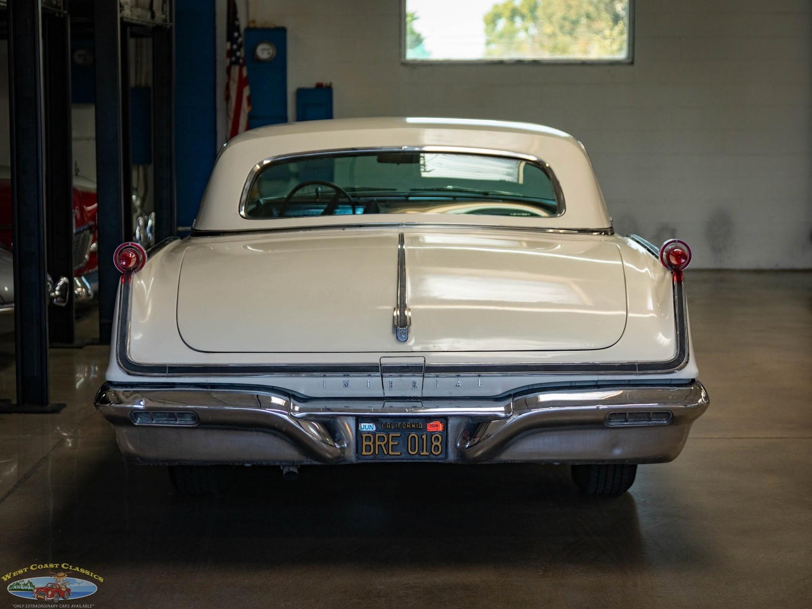Chrysler-Imperial-LeBaron-So-Hampton-4-Door-Hardtop-1962-4-Door-Hardtop-17