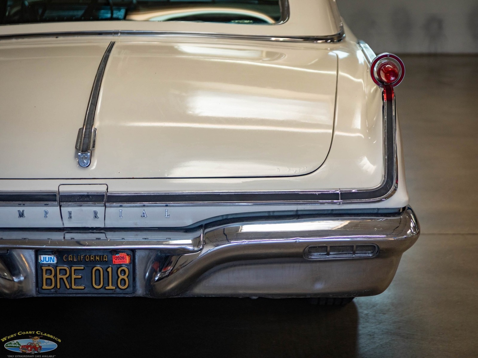 Chrysler-Imperial-LeBaron-So-Hampton-4-Door-Hardtop-1962-4-Door-Hardtop-20