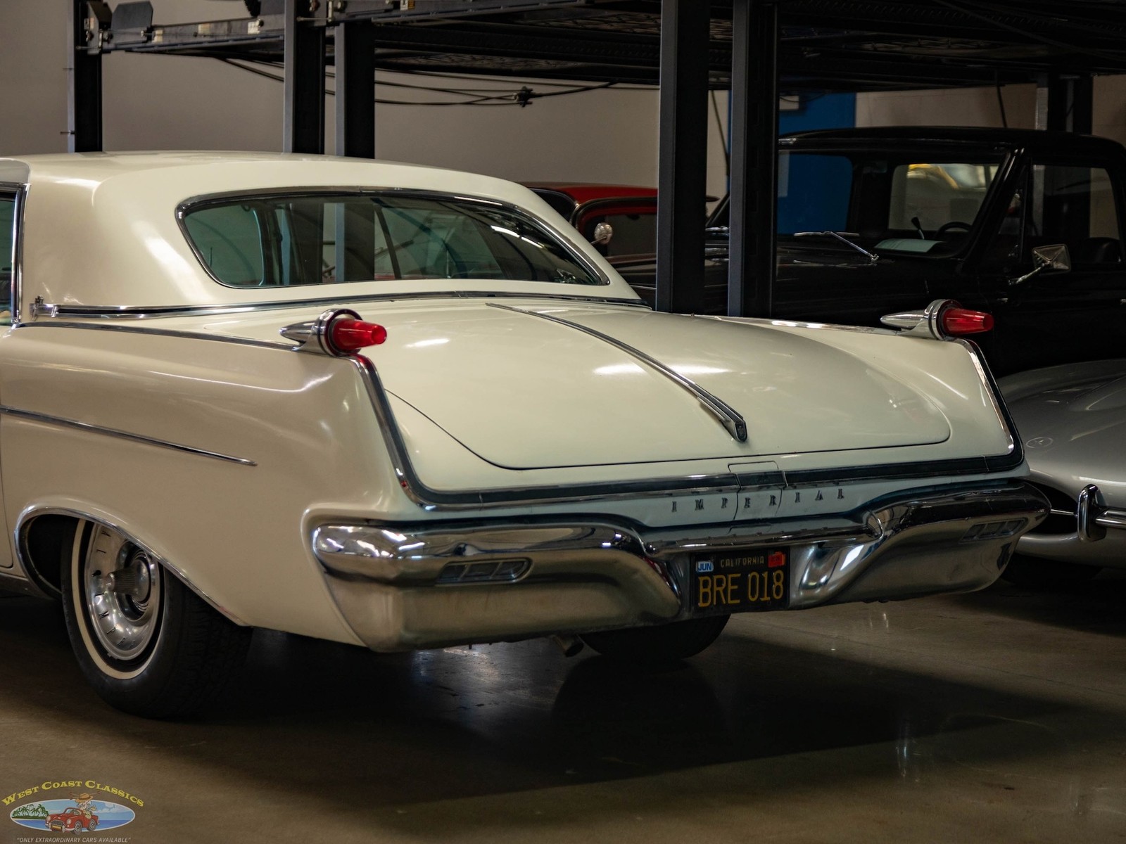 Chrysler-Imperial-LeBaron-So-Hampton-4-Door-Hardtop-1962-4-Door-Hardtop-26