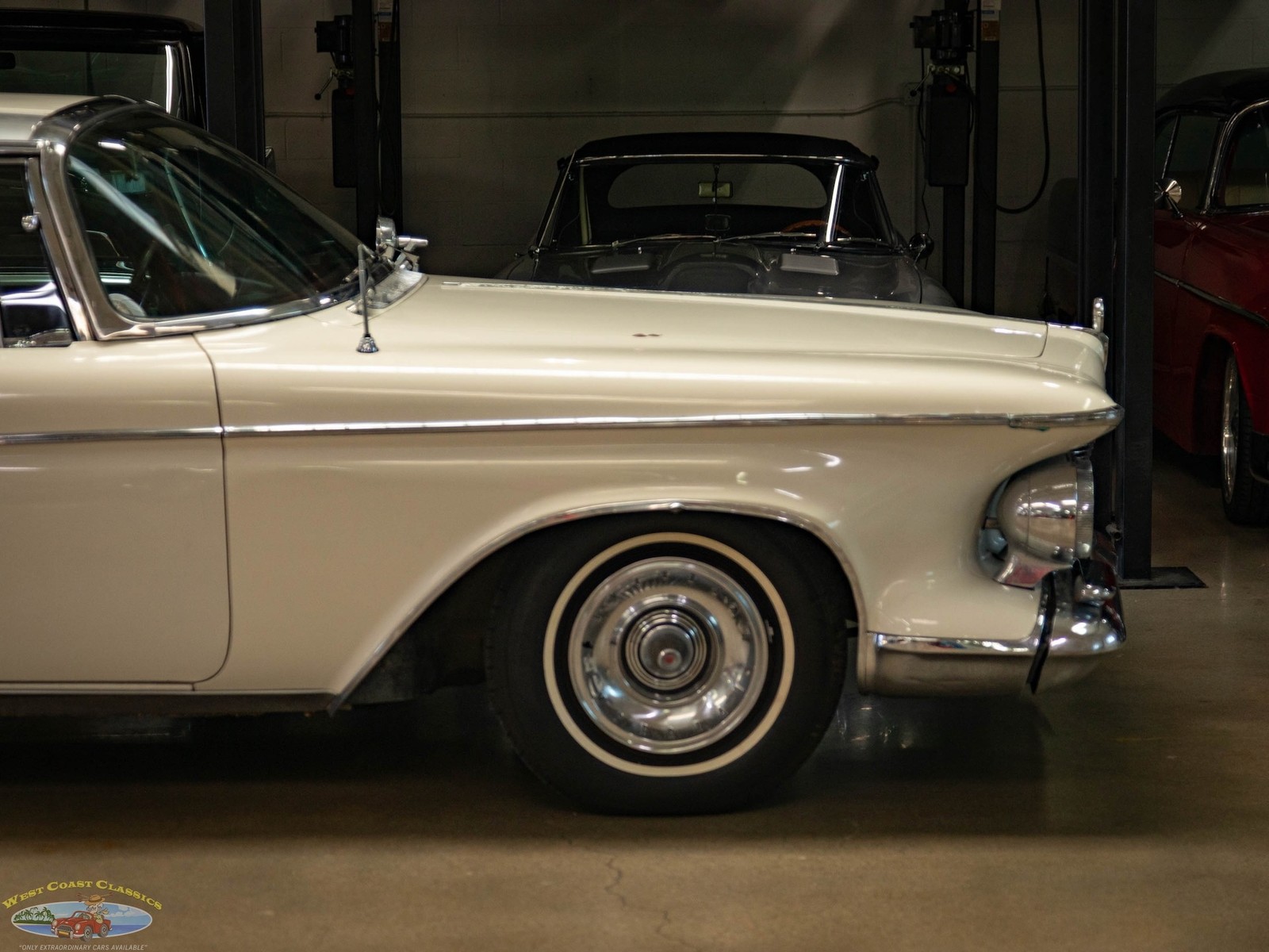 Chrysler-Imperial-LeBaron-So-Hampton-4-Door-Hardtop-1962-4-Door-Hardtop-3