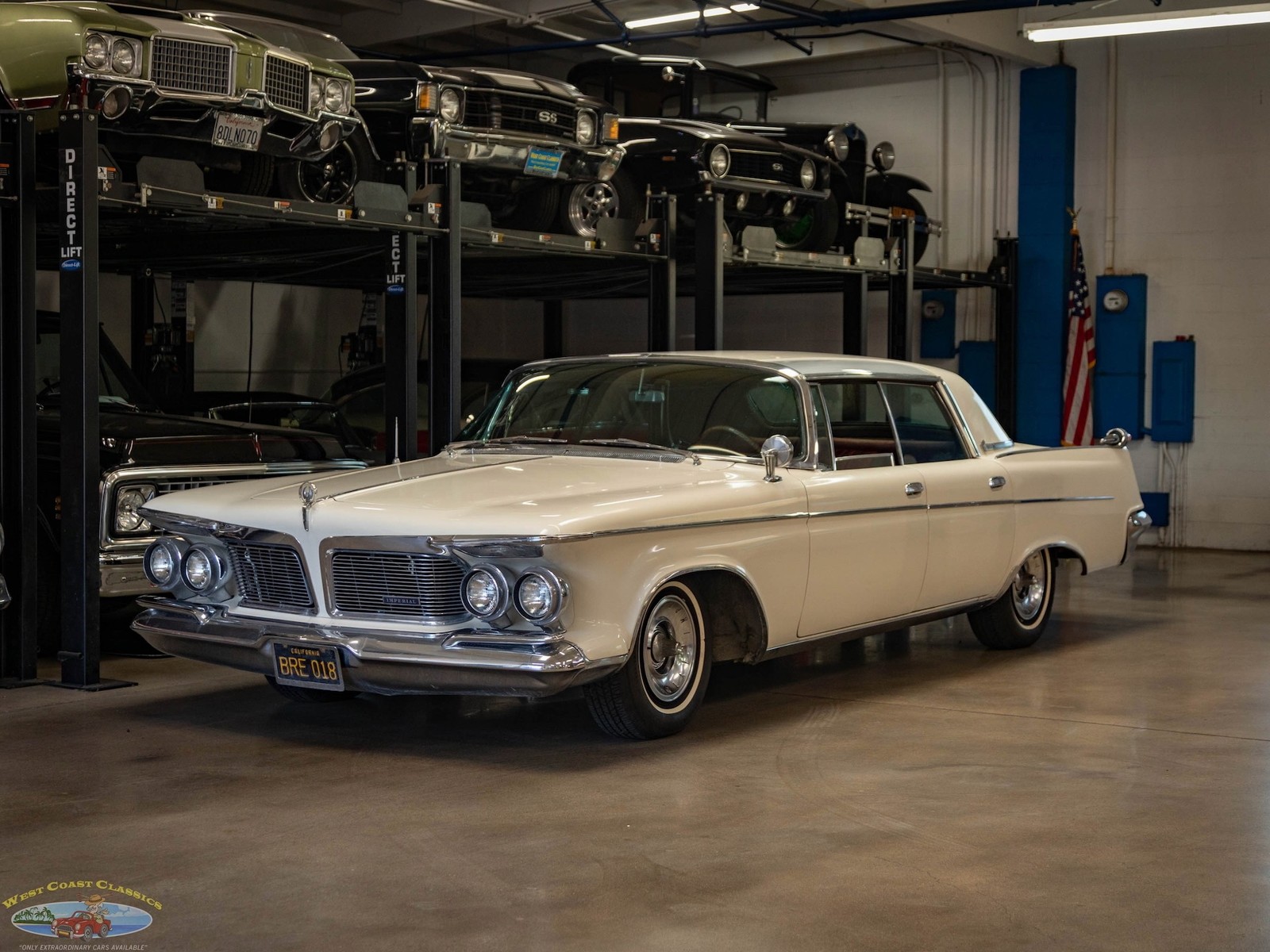 Chrysler-Imperial-LeBaron-So-Hampton-4-Door-Hardtop-1962-4-Door-Hardtop