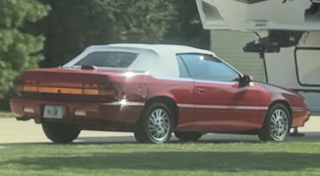 Chrysler-LeBaron-1994-Convertible-3