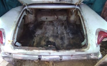 Chrysler-New-Yorker-1960-Sedan-7