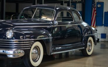 Chrysler-New-Yorker-2-Door-Club-Coupe-1942-2-Door-Coupe-9