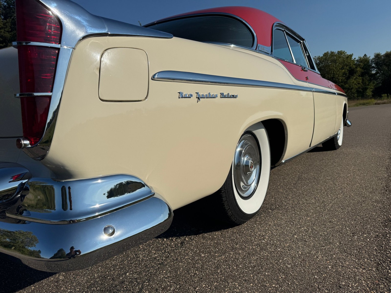 Chrysler-New-Yorker-Deluxe-St.-Regis-1955-Other-26