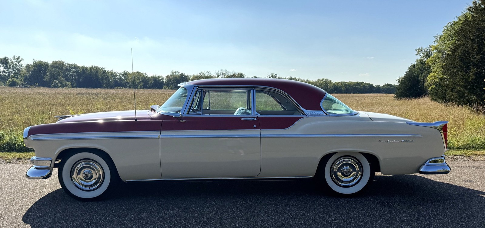 Chrysler-New-Yorker-Deluxe-St.-Regis-1955-Other-6