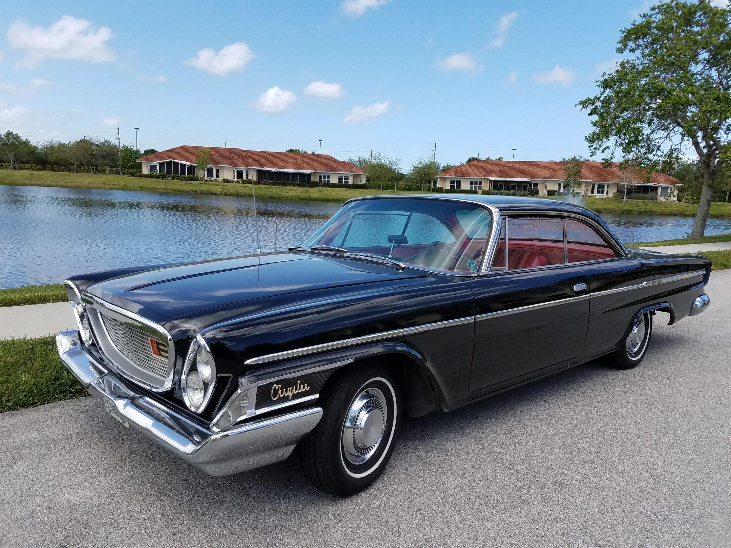 Chrysler-Newport-1962-Black-Red