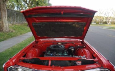 Chrysler-Newport-1966-Red-Black-1