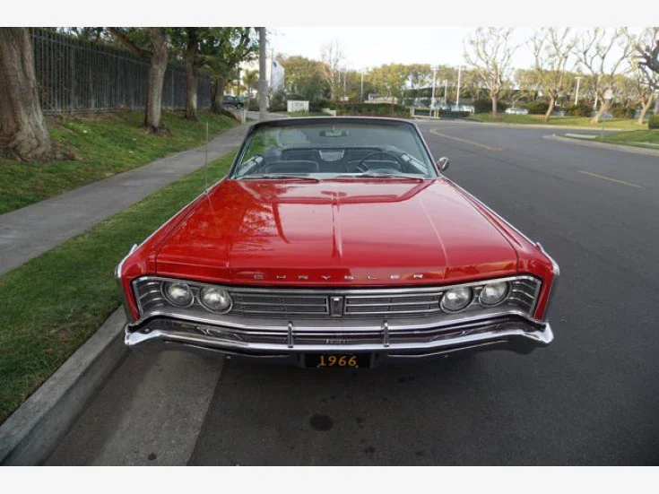 Chrysler-Newport-1966-Red-Black-15