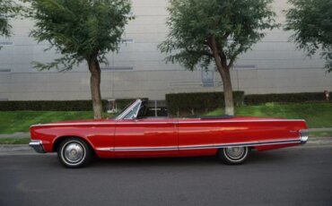 Chrysler-Newport-1966-Red-Black-20