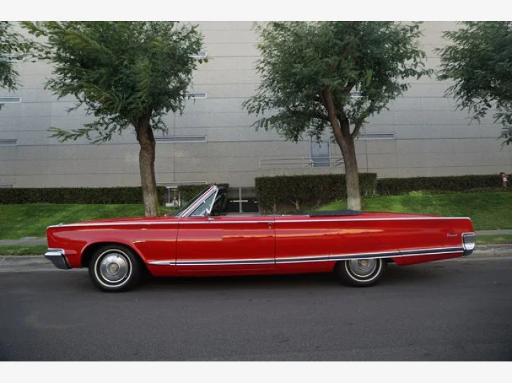 Chrysler-Newport-1966-Red-Black-20