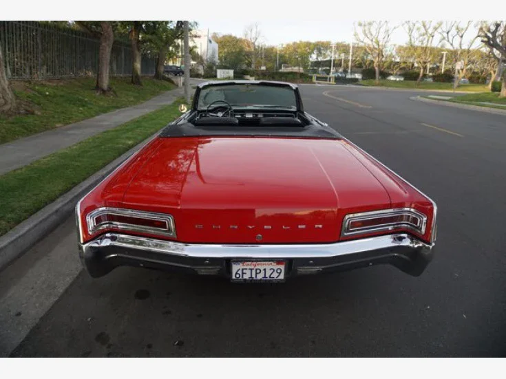 Chrysler-Newport-1966-Red-Black-23