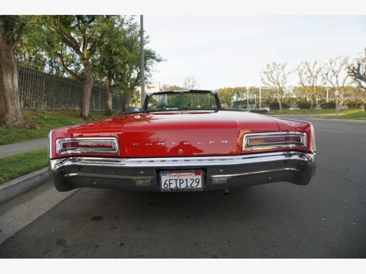Chrysler-Newport-1966-Red-Black-26