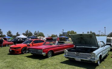 Chrysler-Newport-1966-Red-Black-31