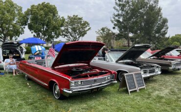 Chrysler-Newport-1966-Red-Black-32