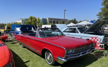 Chrysler-Newport-1966-Red-Black-38