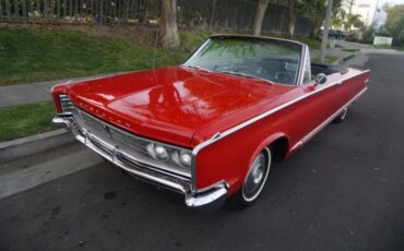 Chrysler-Newport-1966-Red-Black-45