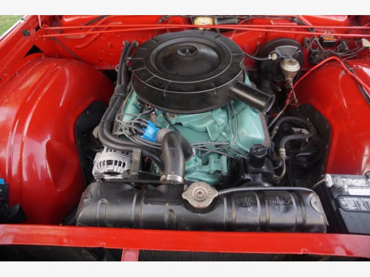Chrysler-Newport-1966-Red-Black-46