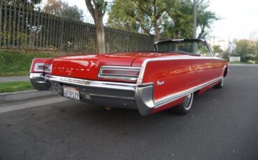 Chrysler-Newport-1966-Red-Black-9