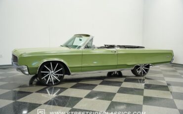 Chrysler-Newport-1968-Meadow-Green-Black-1
