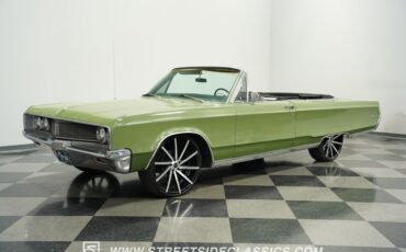 Chrysler-Newport-1968-Meadow-Green-Black-13