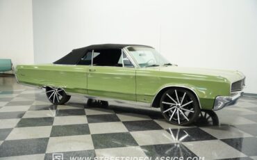 Chrysler-Newport-1968-Meadow-Green-Black-20