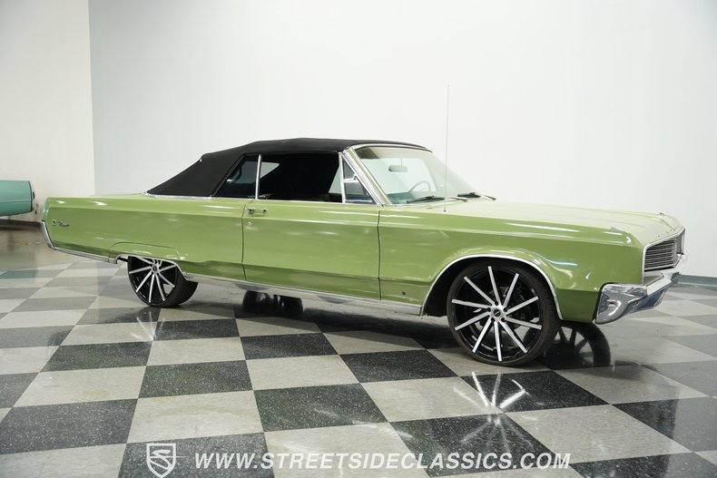 Chrysler-Newport-1968-Meadow-Green-Black-20