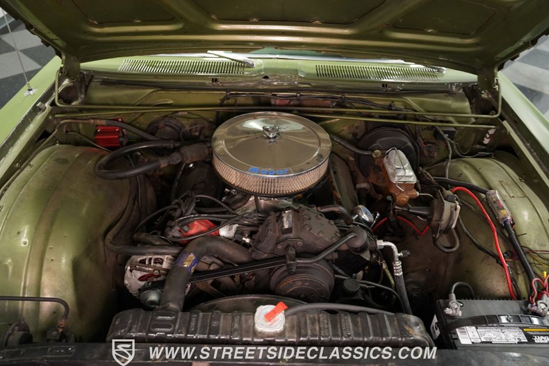 Chrysler-Newport-1968-Meadow-Green-Black-29