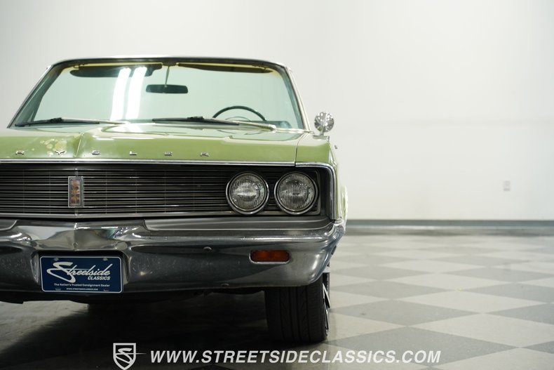 Chrysler-Newport-1968-Meadow-Green-Black-4