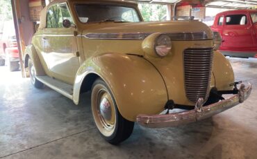 Chrysler-Royal-1937-Convertible-2