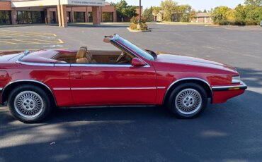 Chrysler-Tc-by-maserati-1989-Red-Tan-1