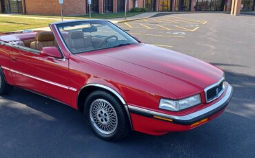 Chrysler-Tc-by-maserati-1989-Red-Tan-2