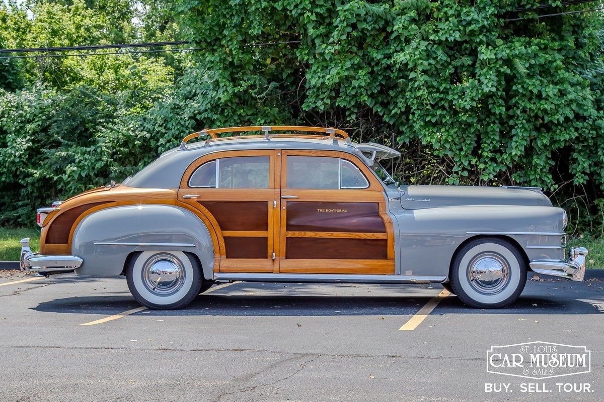 Chrysler-Town-Country-1947-Sedan-14
