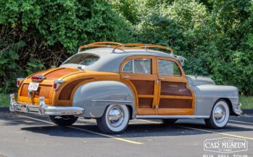 Chrysler-Town-Country-1947-Sedan-16
