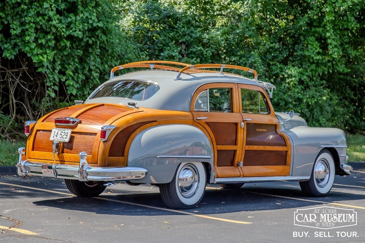 Chrysler-Town-Country-1947-Sedan-18