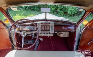Chrysler-Town-Country-1947-Sedan-24