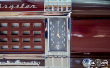 Chrysler-Town-Country-1947-Sedan-36