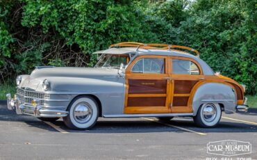 Chrysler-Town-Country-1947-Sedan