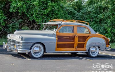 Chrysler Town & Country 1947 Sedan