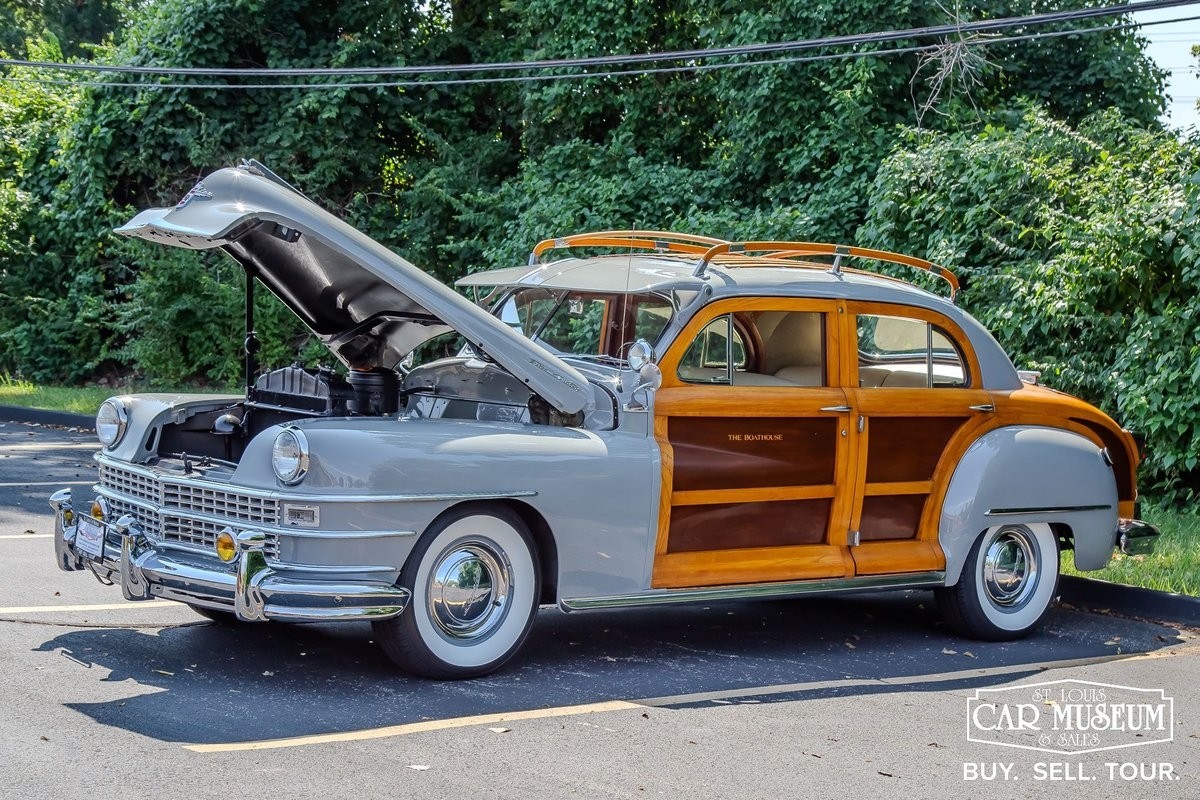 Chrysler-Town-Country-1947-Sedan-6