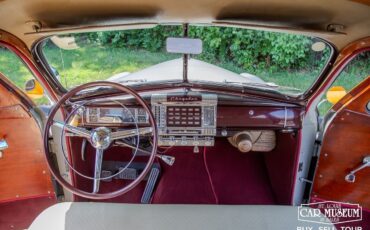 Chrysler-Town-Country-1947-Sedan-9