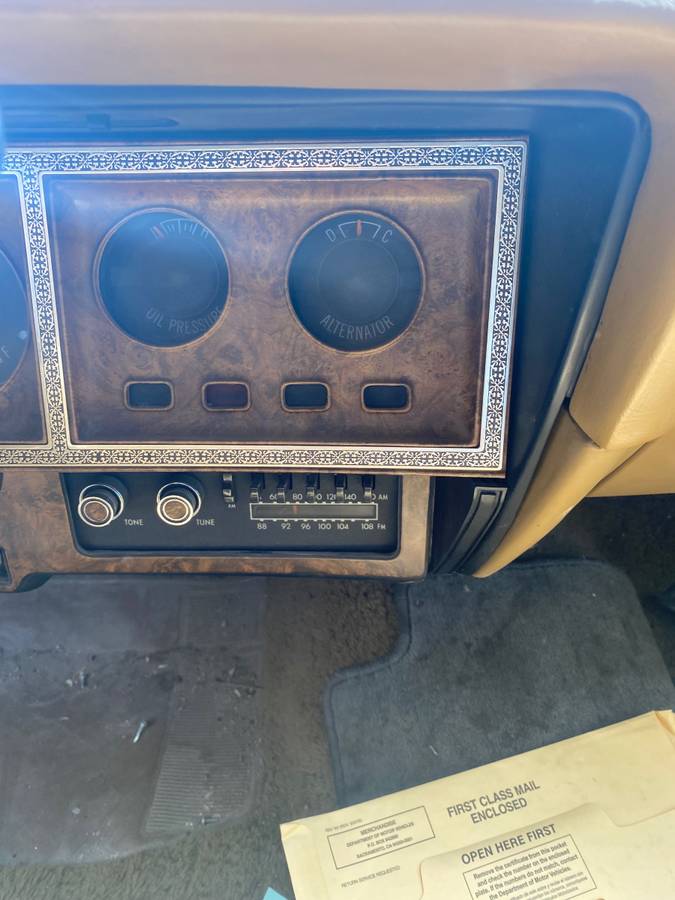 Chrysler-cordoba-1975-yellow-17