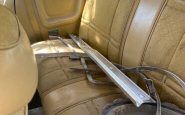 Chrysler-cordoba-1975-yellow-20