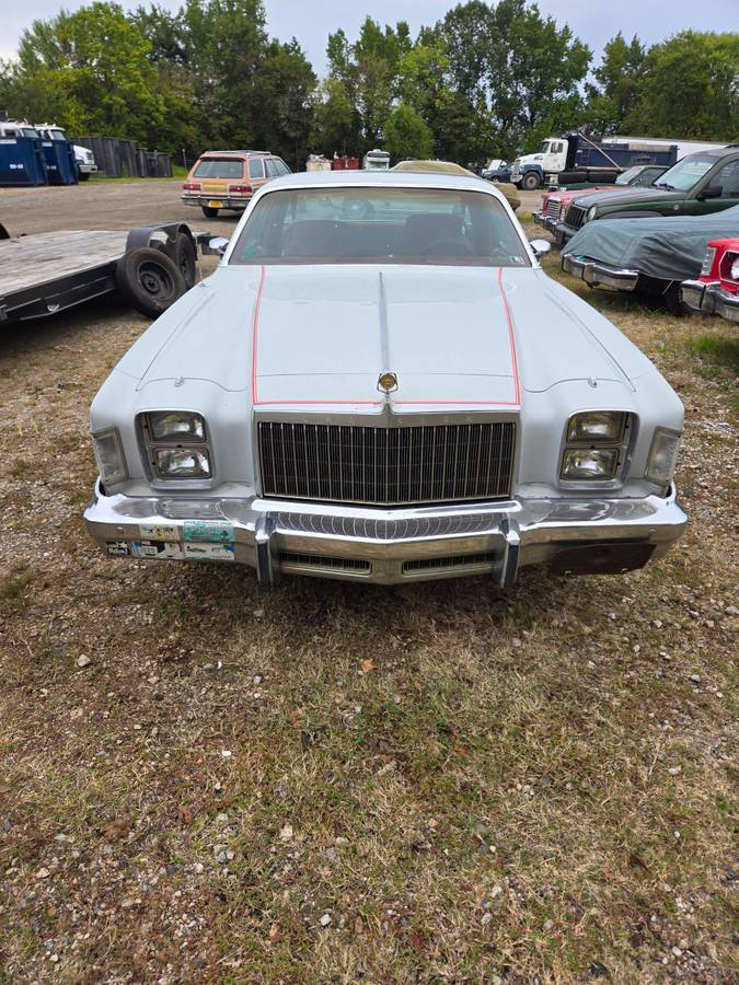 Chrysler-cordoba-1979-grey-1