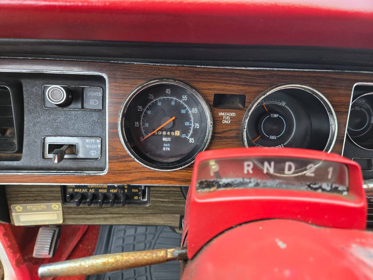 Chrysler-cordoba-1979-grey-11