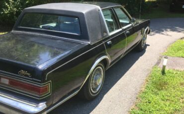 Chrysler-fifth-ave-1987-black-3